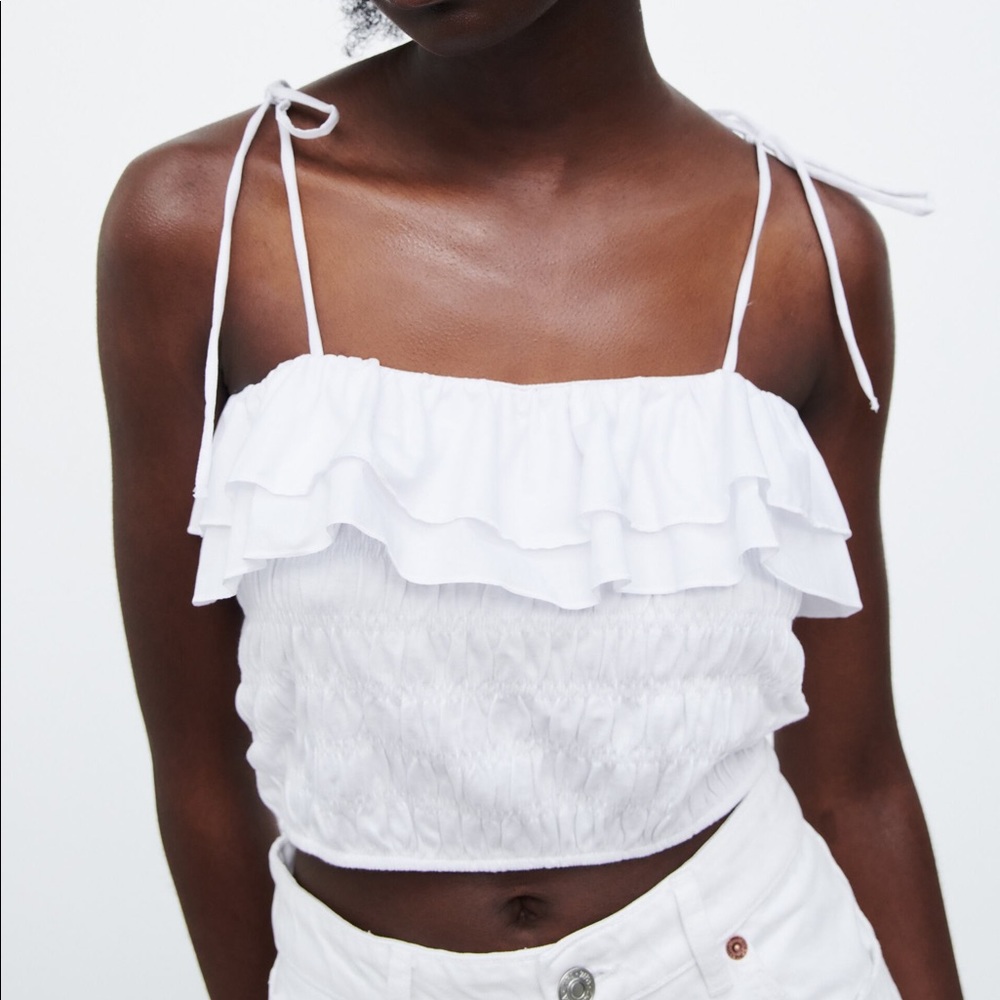 Zara - Ruffled Crop Top - Picture 2 of 9